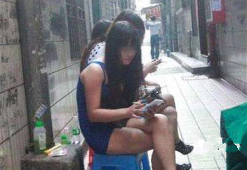 關(guān)于最新坎門站街女的探討與觀察