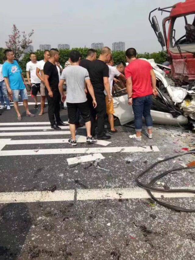 和汾高速車禍最新消息通報,事故進展及傷亡情況揭秘